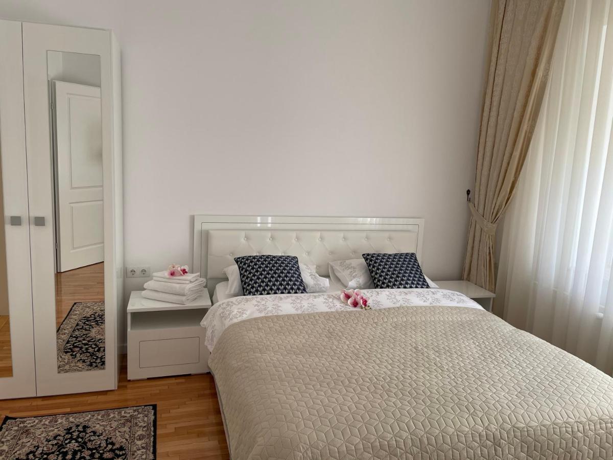 Orhideea Apartment Oradea Exterior photo