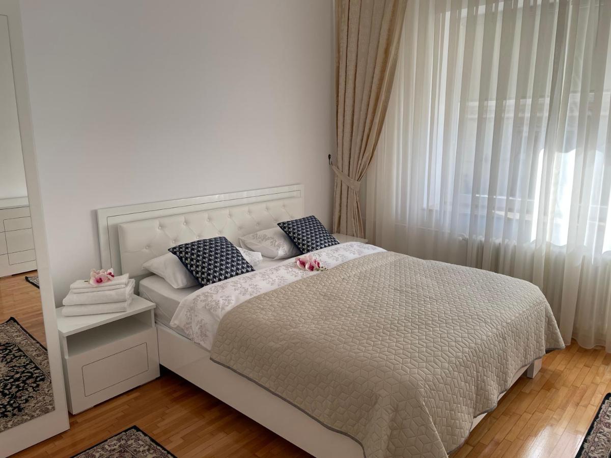 Orhideea Apartment Oradea Exterior photo