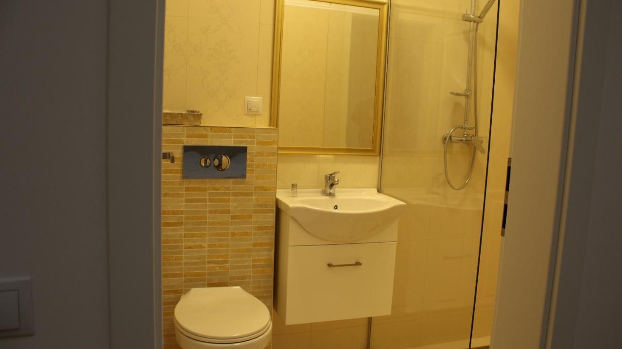 Orhideea Apartment Oradea Exterior photo